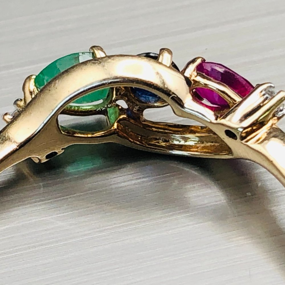 Emerald, Ruby & Sapphire Gold Ring - Picture 5 of 16